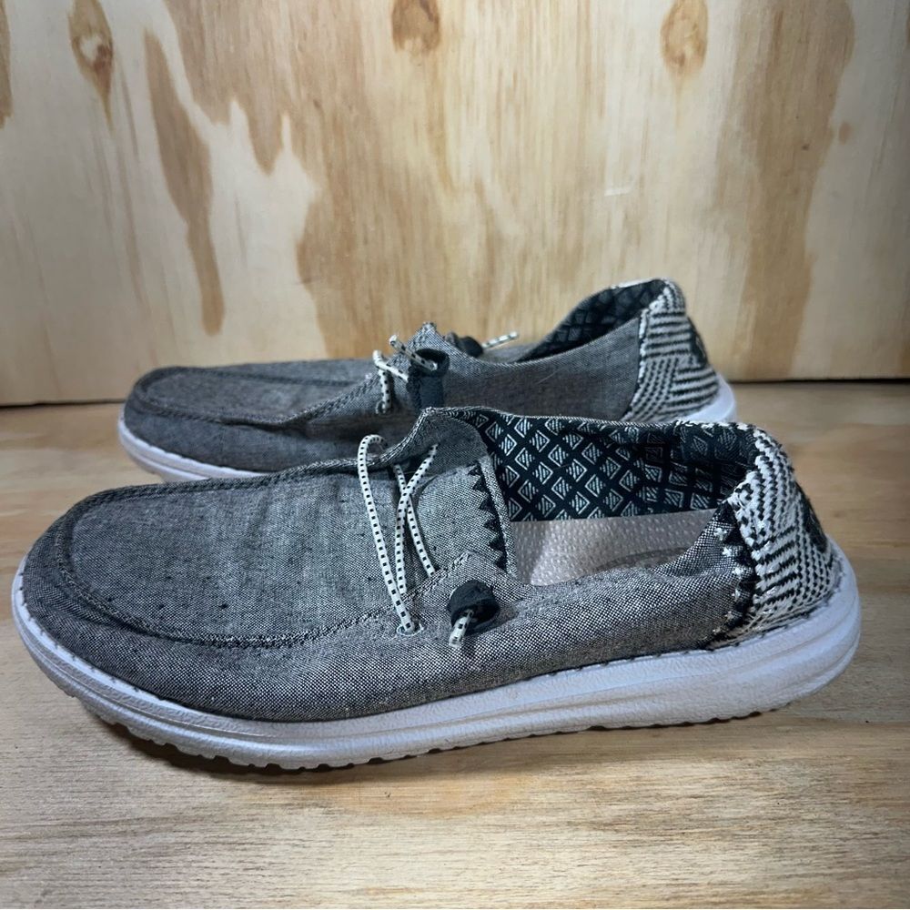 Hey Dude Wendy Chambray Gray Slip-On Shoes Women’s Size 7